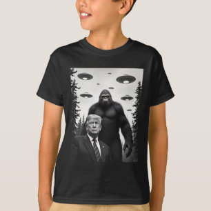 Trump Bigfoot Ufo Alien Ontmoeting Buitenaards T-shirt