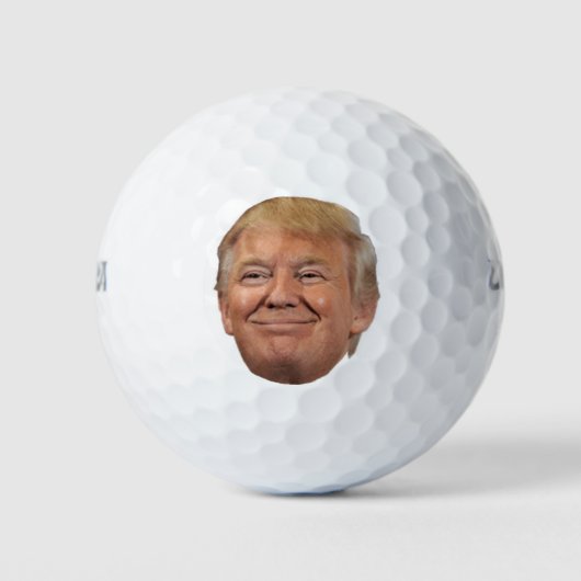Trump face à la balle de golf (Devant)