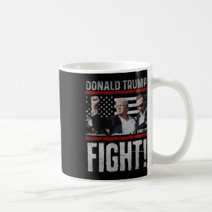 Trump Fist Shirt Amerikaanse Flagtee Trump Fight Koffiemok