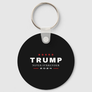 Trump geeft zich nooit over 2024 Maga Patriottisch Sleutelhanger