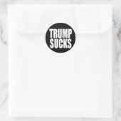 "TRUMP IS WAARDELOOS" RONDE STICKER (Tas)