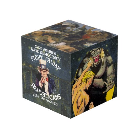 Trump Kubus (Voorkant hoekig)