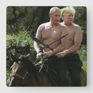 TRUMP LOVES PUTIN VIERKANTE KLOK