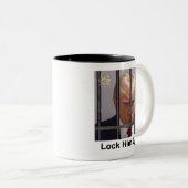 Trump Mug "Localisez-le !" (Devant droit)