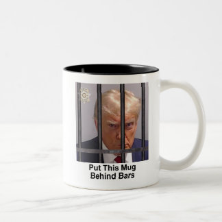 Trump Mug "Mettez Cette Mug Derrière Les Barreaux"