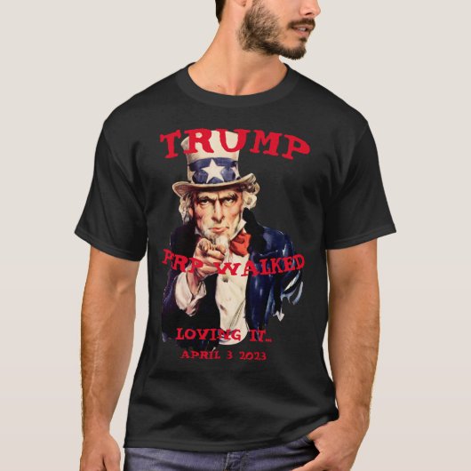 Trump Perp Walked 2023 Dinsdag Oom Sam T-shirt (Voorkant)