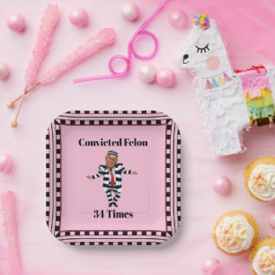 Trump veroordeelde misdadige papieren Bord