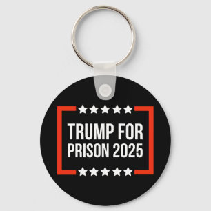 Trump voor de gevangenis 2025 sleutelhanger