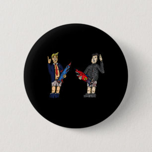 Trump Vs. Kim Jong-un 2020 Wiens Raket Is Groter  Ronde Button 5,7 Cm