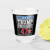 Trump wint verkiezingen 2024 Trump wint verkiezing Shot Glas (Voorkant)