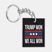 Trump won We All Won 2024 Amerikaanse vlag Trump w Sleutelhanger (Voorkant Links)