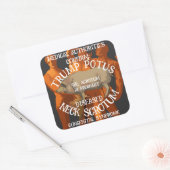 TRUMP'S NEK SCROTUM IS ZWANGER VIERKANTE STICKER (Envelop)