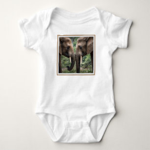 Trunk to Trunk: Een zachte olifant omhelzen Romper
