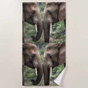 Trunk to Trunk: Een zachte olifant omhelzen Strandlaken
