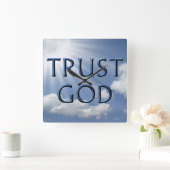 TRUST GOD VIERKANTE KLOK (Huis)