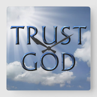 TRUST GOD VIERKANTE KLOK