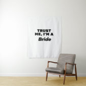 Trust Me, I'm a Bride Wandkleed (In situ)