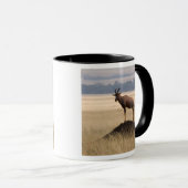 Tsessebe Antelope over het zoeken naar roofdieren Mok (Voorkant rechts)