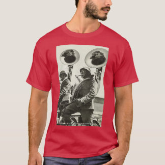 Tuba speelt  Foto 1920s T-shirt