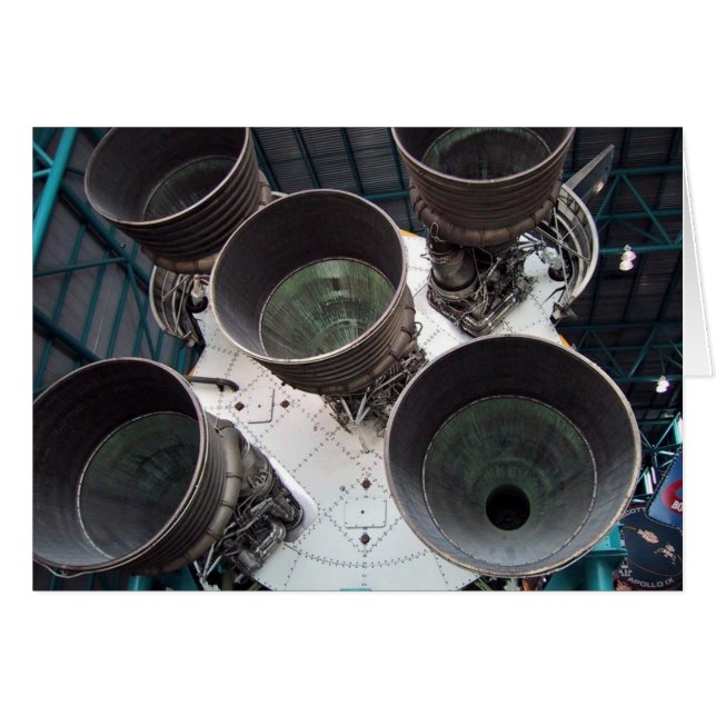 Tubes à roquettes Satern V (Devant horizontal)