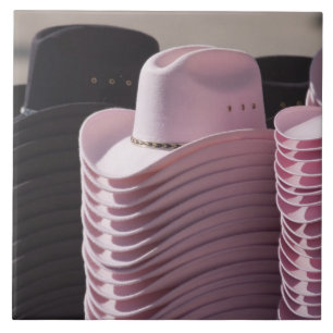 Tucson, Arizona. Cowboyhoeden voor mannen en vrouw Tegeltje