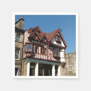 Tudor oak lijst building, Edinburgh, Schotland Servet
