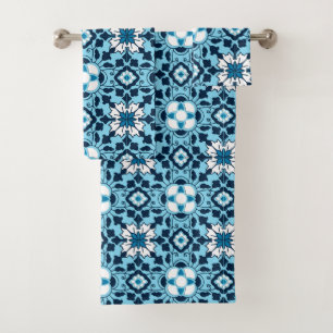 Tuile, indigo, bleu de ciel et blanc marocains