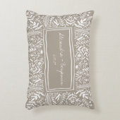 Tuin bloem in lichtbruine rand Persoonlijke bruilo Accent Kussen (Voorkant(Verticaal))