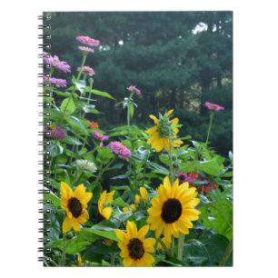 Tuin uitzicht - zonnebloem, madeliefjes, cosmos notitieboek