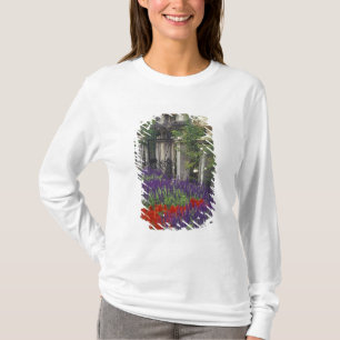 Tuin van het Paleis Mirabell, Salzburg, Oostenrijk T-shirt