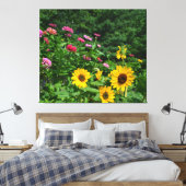 Tuintuin, Uitzicht, bloesems, zonnebloemen Canvas Afdruk (Insitu (Slaapkamer))