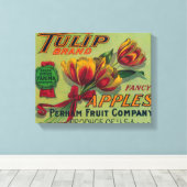 Tulip Apple Crate LabelYakima, WA Canvas Afdruk (Insitu (Houten vloer))