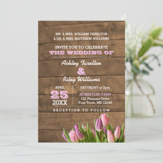 Tulipes rustiques et Faire-part de mariage en bois (Debout devant)