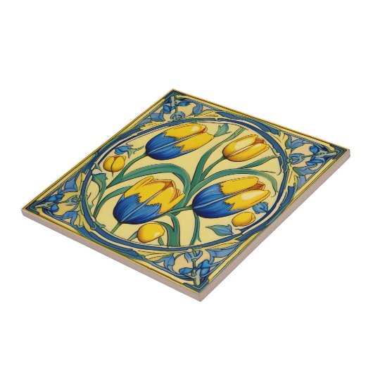 tulipes sur carreaux en céramique de l'Art nouveau (Côté)