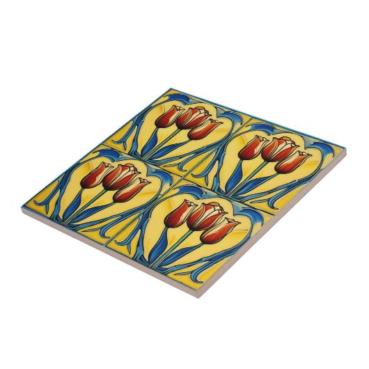 tulipes sur carreaux en céramique de l'Art nouveau (Côté)