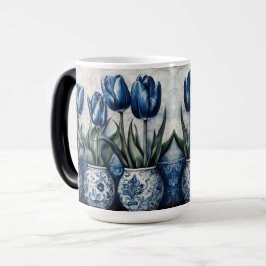 Tulpen in Delfts Blauw Magische Mok (Voorkant links)