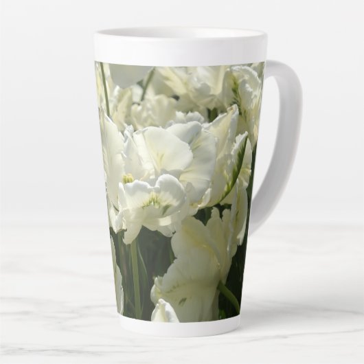 Tulpt het witte latte mok (Rechterhoek)
