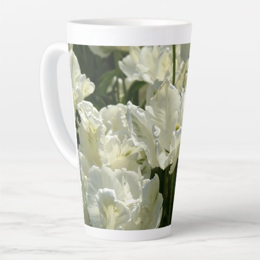 Tulpt het witte latte mok (Linkerhoek)