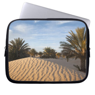 Tunesië, Saharawoestijn, Douz, Grote Duin, palm 2 Laptop Sleeve