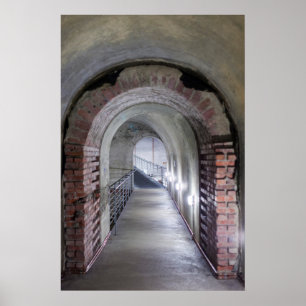Tunnel in een nazi-luchtafweerbunker poster
