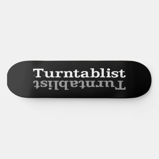 Turntablist ʇ sılqɐ ʇ uɹ ⊥ skateboard (Horizontaal)