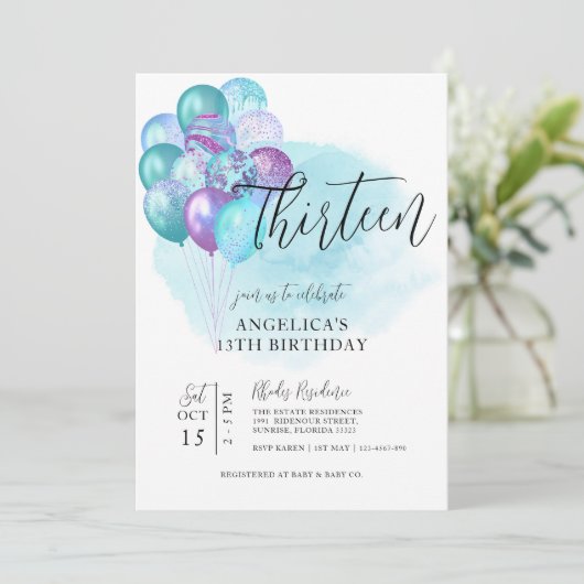 Turquoise Ballons violets Invitation 13e anniversa (Debout devant)