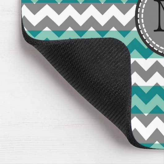 Turquoise en Gray Chevron Zigzag Monogram #2 Muismat (Hoek)