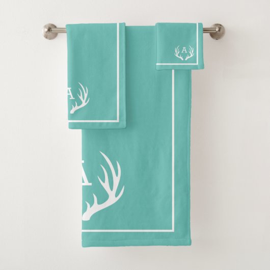 Turquoise et blanc Deer Antlers Foyer moderne (En situation)