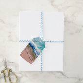 Turquoise golven op een zandstrand cadeaulabel (Met Touw)