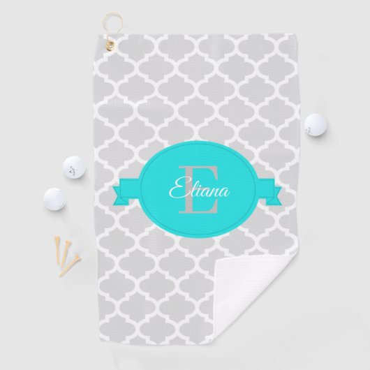 Turquoise Quatrefoil Serviette de golf personnalis (En situation)