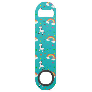 Turquoise regenboogeenhoorn maakt het patroon van  speed flessenopener
