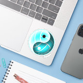 turquoise yin yang volleyball gepersonaliseerd sticker (Laptop met iPhone)