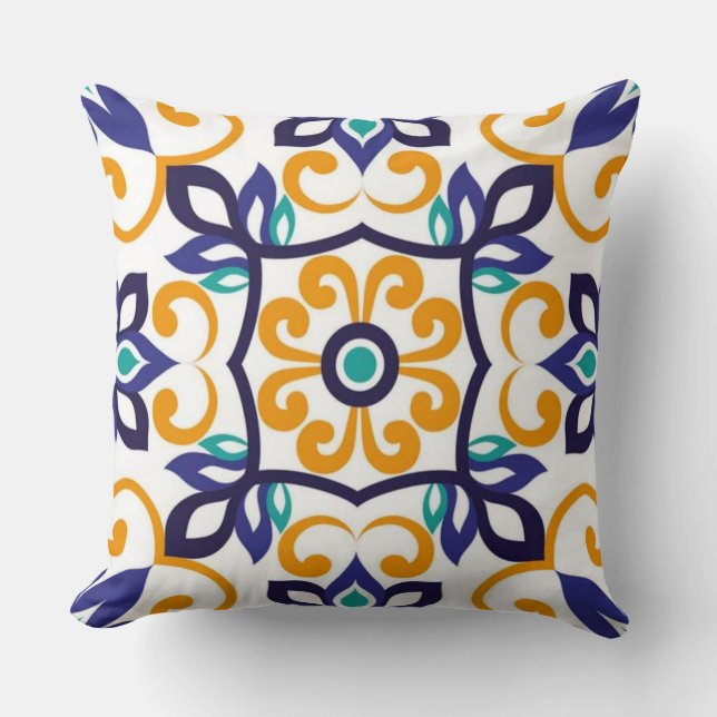 Tuscan Verve Vibrant Scrollwork  Mediterranean  Kussen (Voorkant)