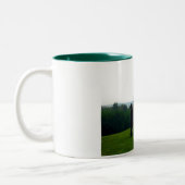 tussen. tweekleurige koffiemok (Links)